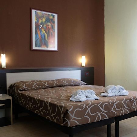 Hotel Canasta Rimini Eksteriør bilde