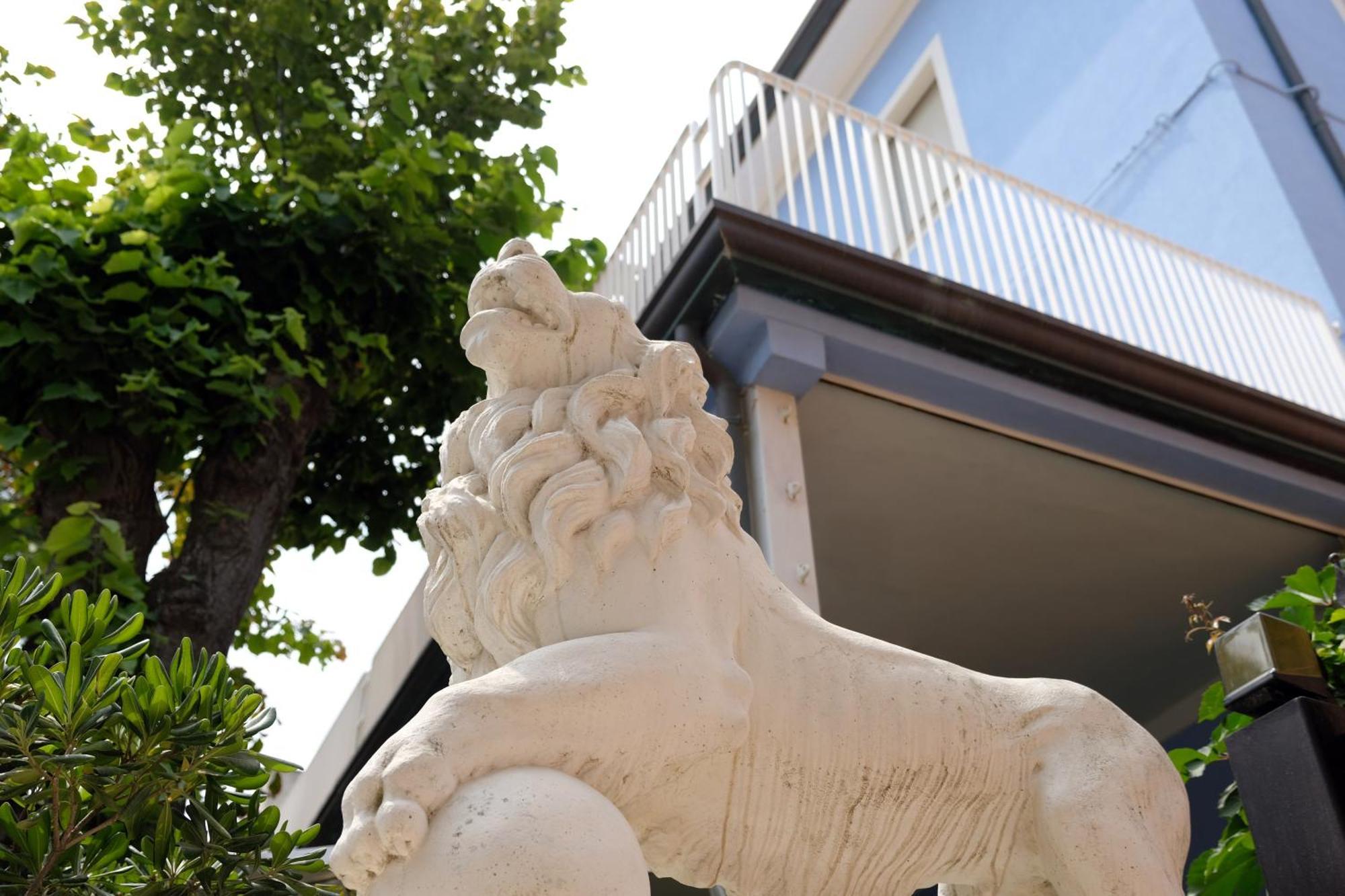 Hotel Canasta Rimini Eksteriør bilde